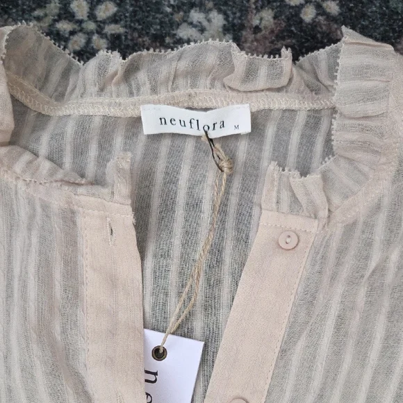 Neuflora Hillsboro Top - Picture 3 of 7